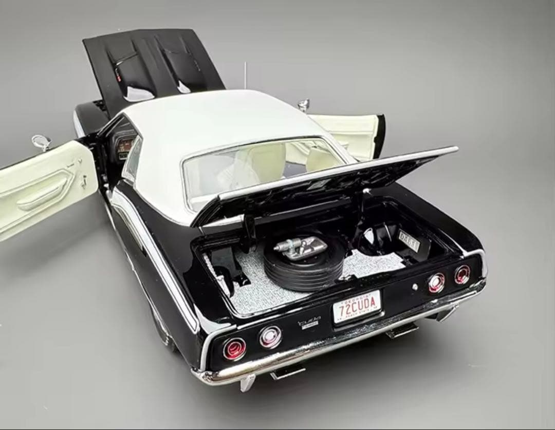 1972 Plymouth Cuda 340 1/18スケールモデル