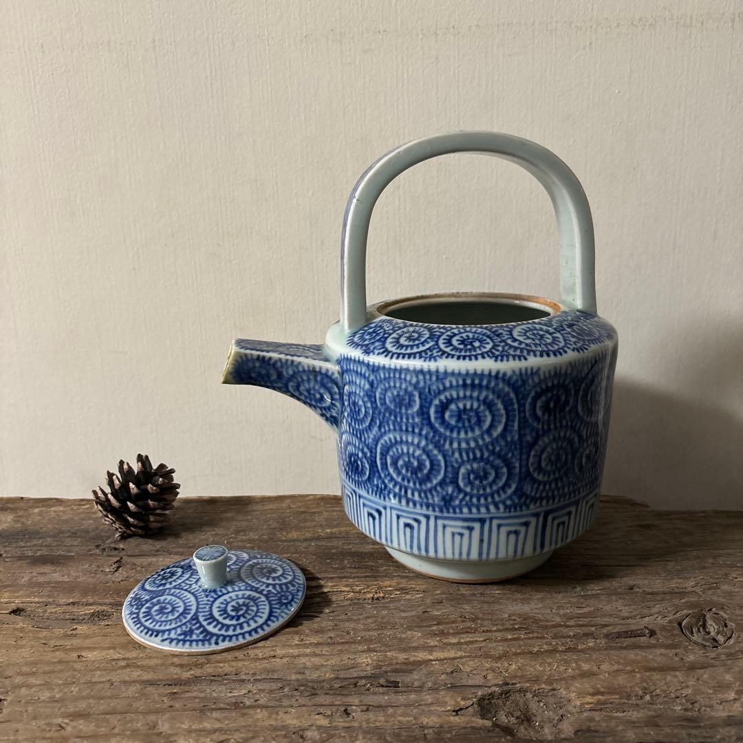 古伊万里タコ唐草染付銚子　酒器　伊万里　波佐見　砥部焼　瀬戸　古民芸　白磁　李朝