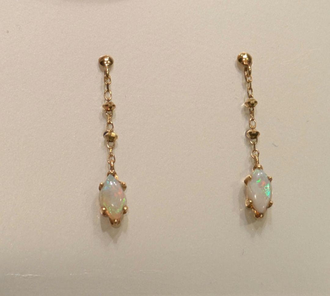 り*え様 ゴールドチェーンオパール18Kピアス