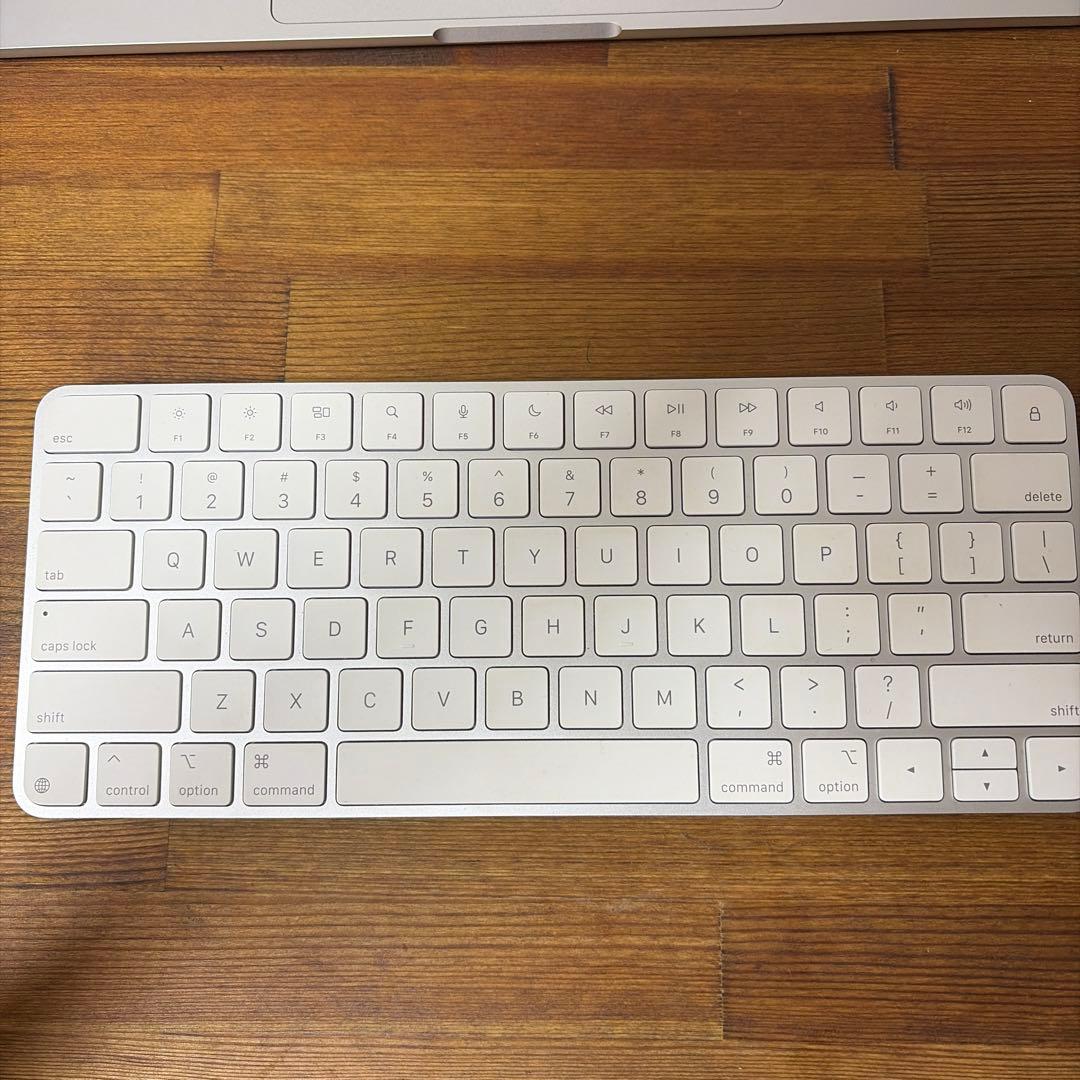 Apple Magic キーボード　US 配列 USB-C ホワイト