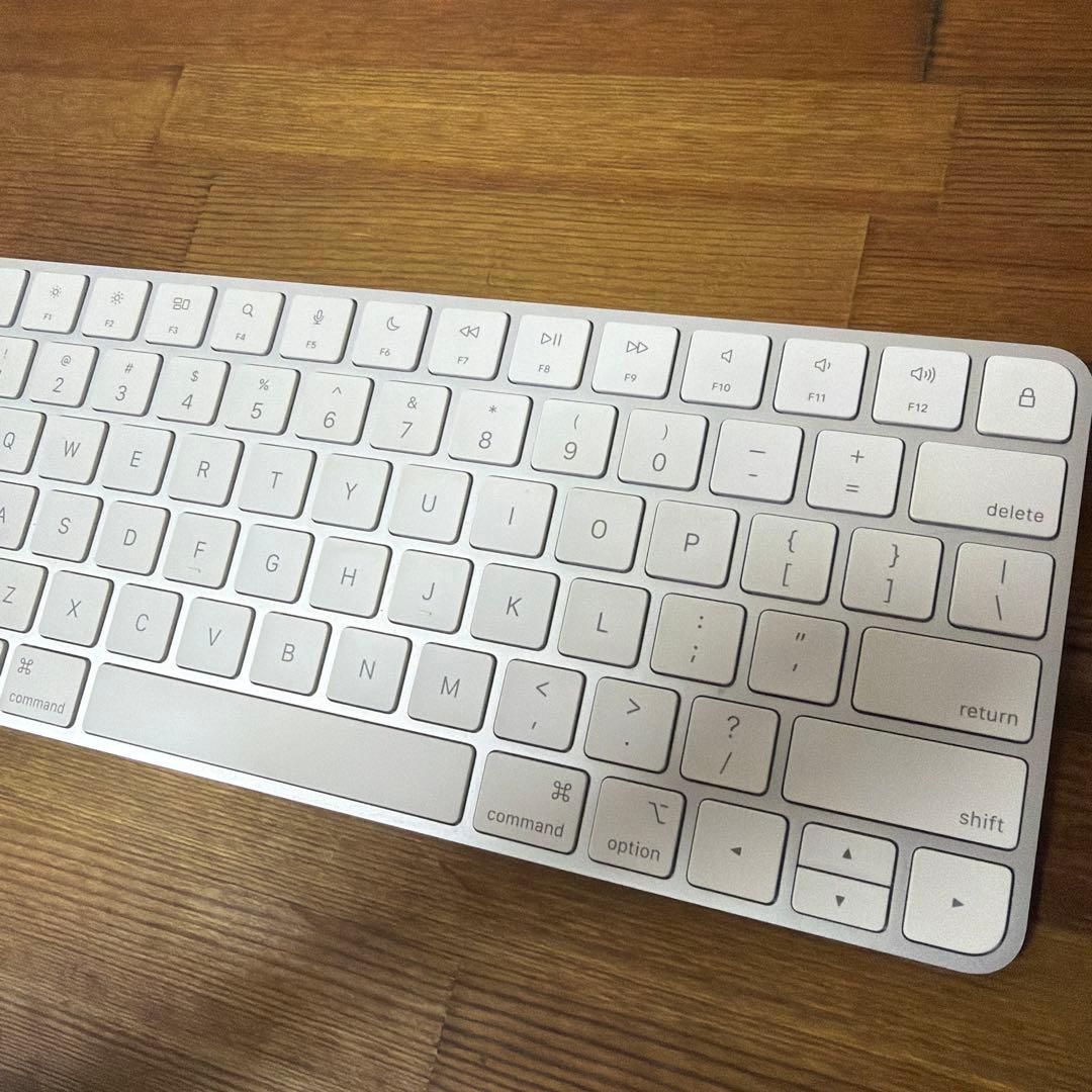 Apple Magic キーボード　US 配列 USB-C ホワイト
