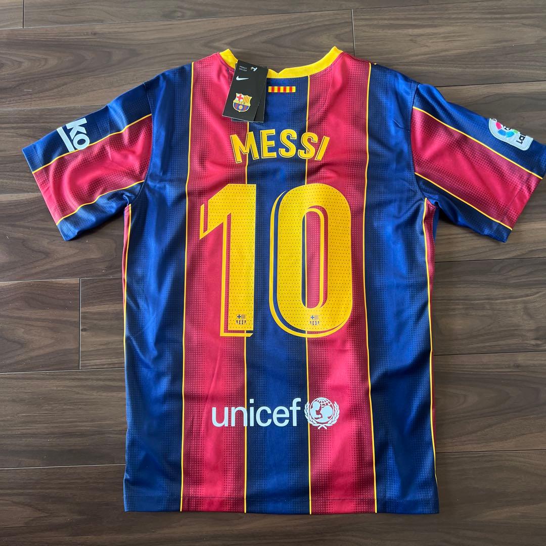 メッシ選手　バルセロナユニフォーム