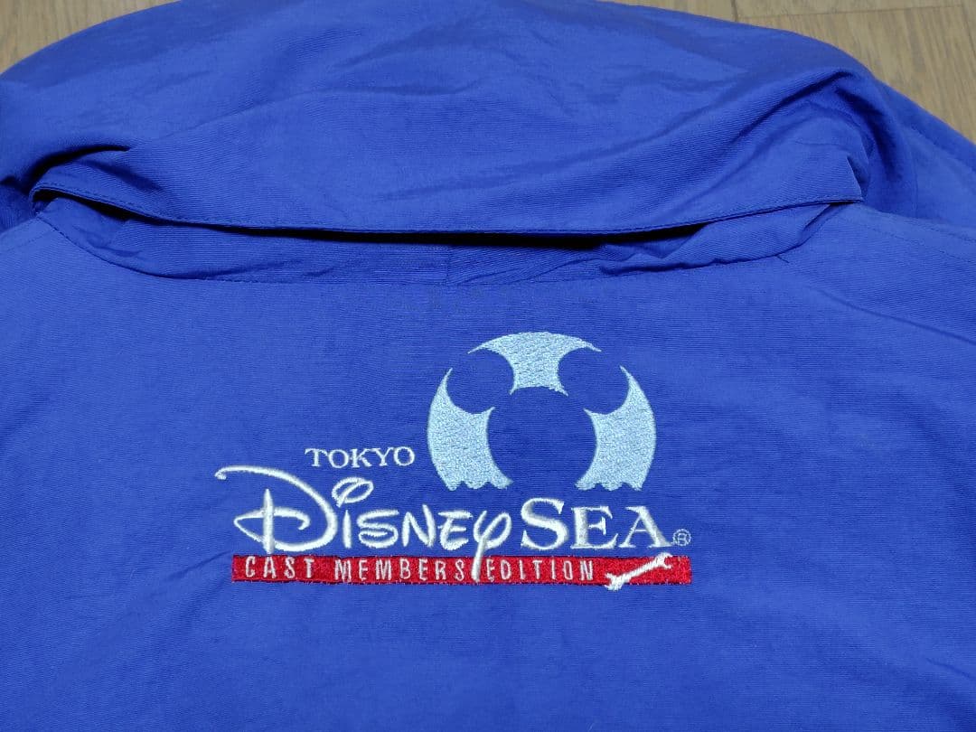 ディズニーシー　グランドオープン前　コート　キャスト限定　Mサイズ