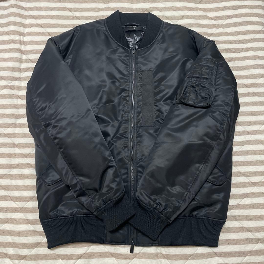 UNIQLO ＋Ｊ　ハイブリッドダウンオーバーサイズMA-1 BLACK
