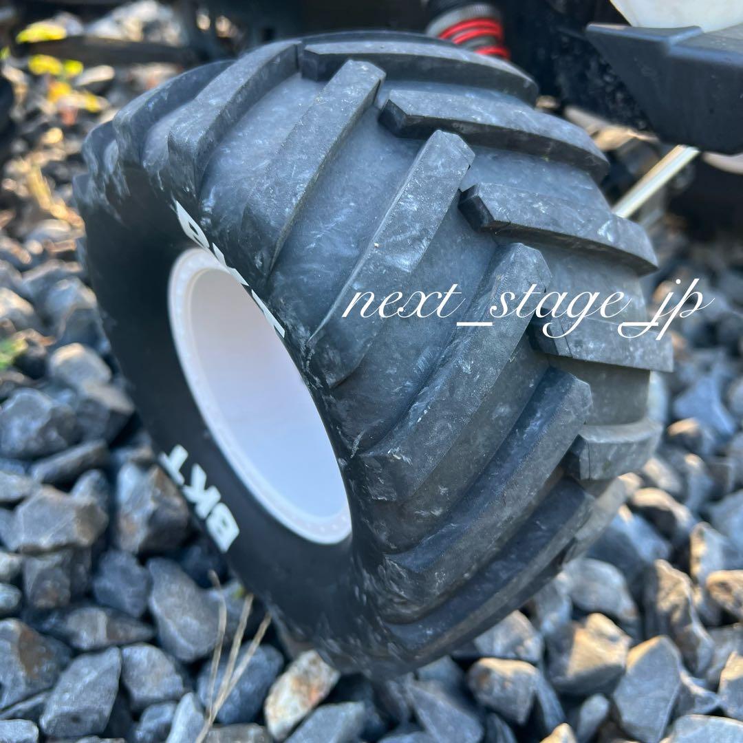 【2本】1/8 USA-1等 モンスタートラック 高品質タイヤ ホイールセット