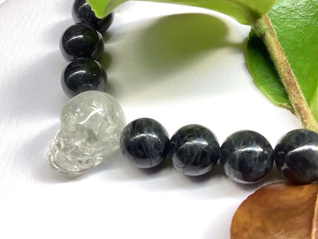 ✳激貴重ブレスレット　ガネッシュヒマール水晶*ドクロ&糸魚川翡翠*薄墨色　鑑別書