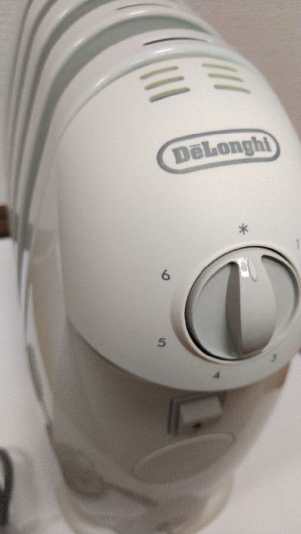 しろ デロンギ DeLonghi TRN0505JS オイルヒーター