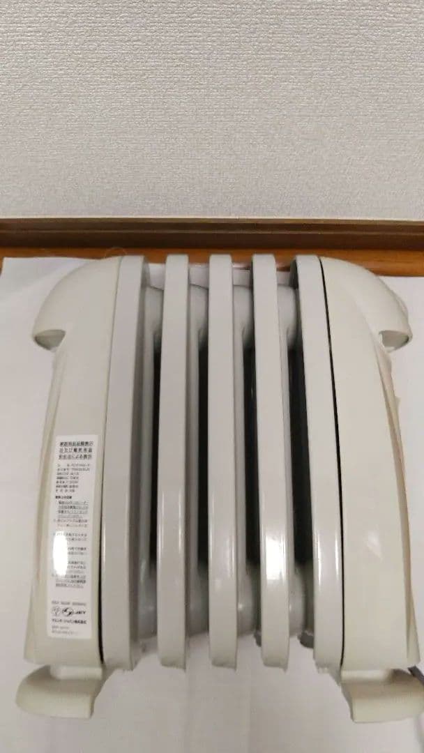 しろ デロンギ DeLonghi TRN0505JS オイルヒーター