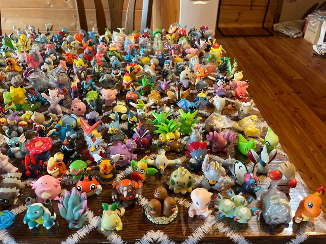 ポケモンキッズ 指人形 まとめ売り クリア など 数100体以上 レア