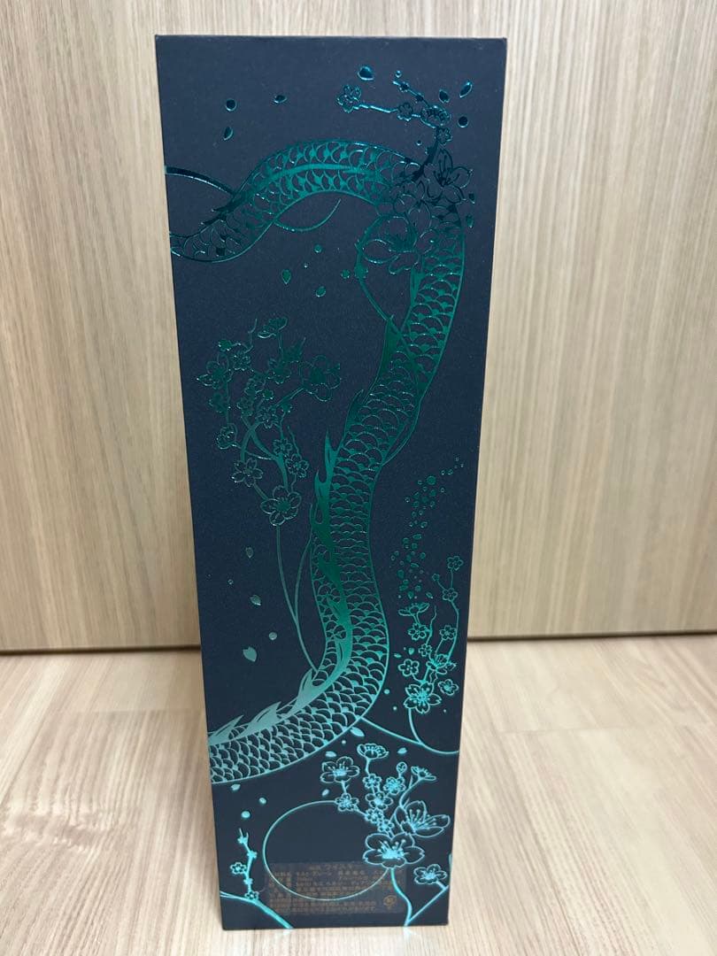 (最終値下げ)Johnnie Walker Blue Label 日本限定(龍)