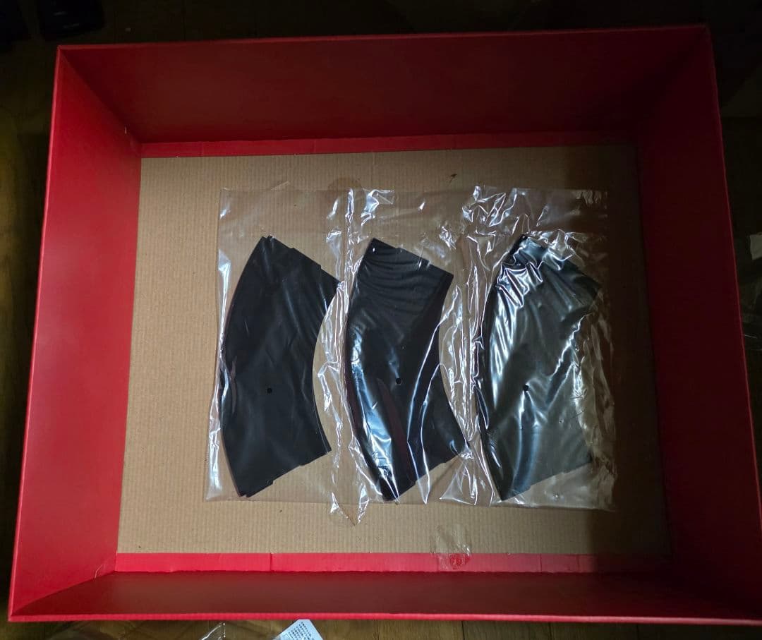 hottoys 『アイアンマン３』トニー・スターク（開発作業版）