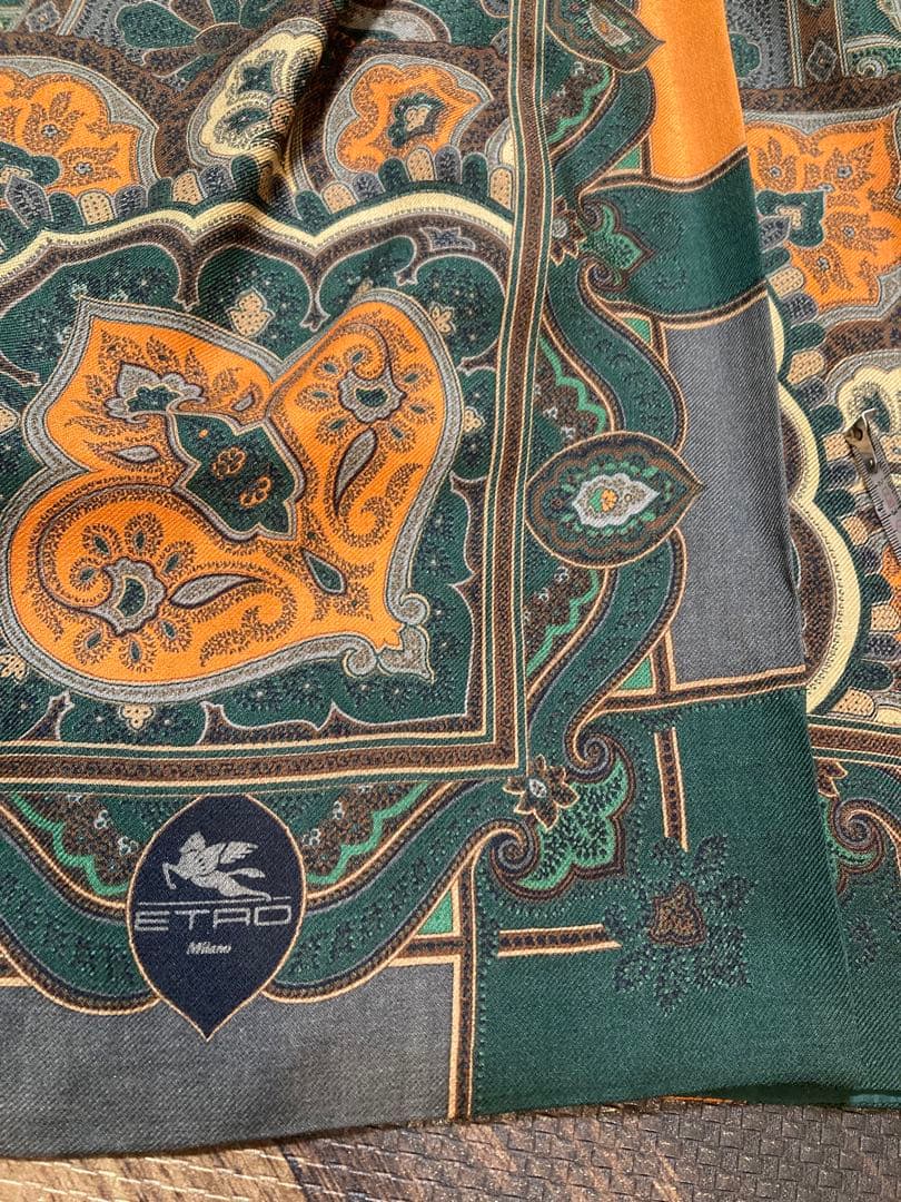 新品同　エトロ　ETRO スカート 膝丈　渋グリーン　シルク混　ペイズリー　M