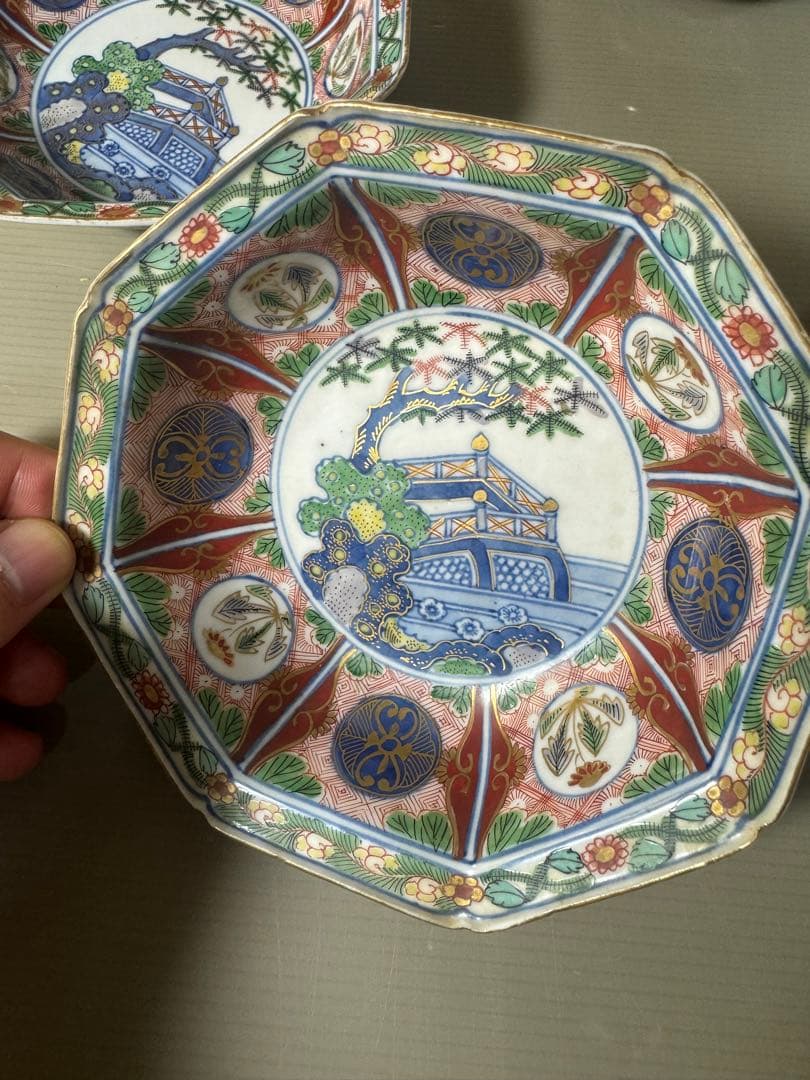 2418大明萬暦年製銘　伊万里 金襴手 菊に龍　岩に欄干図 八角皿　5客　時代物