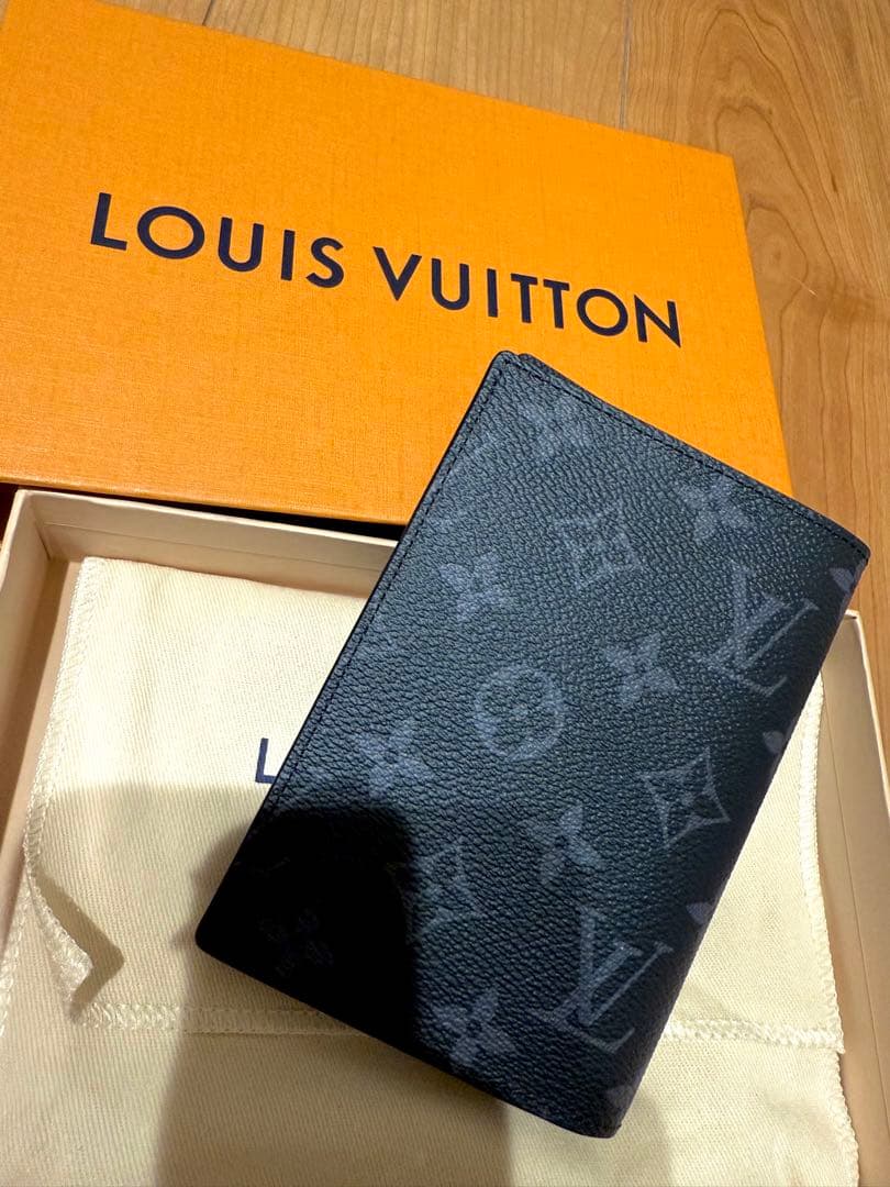 新品　Louis Vuitton 　クーヴェルテュール・パスポール