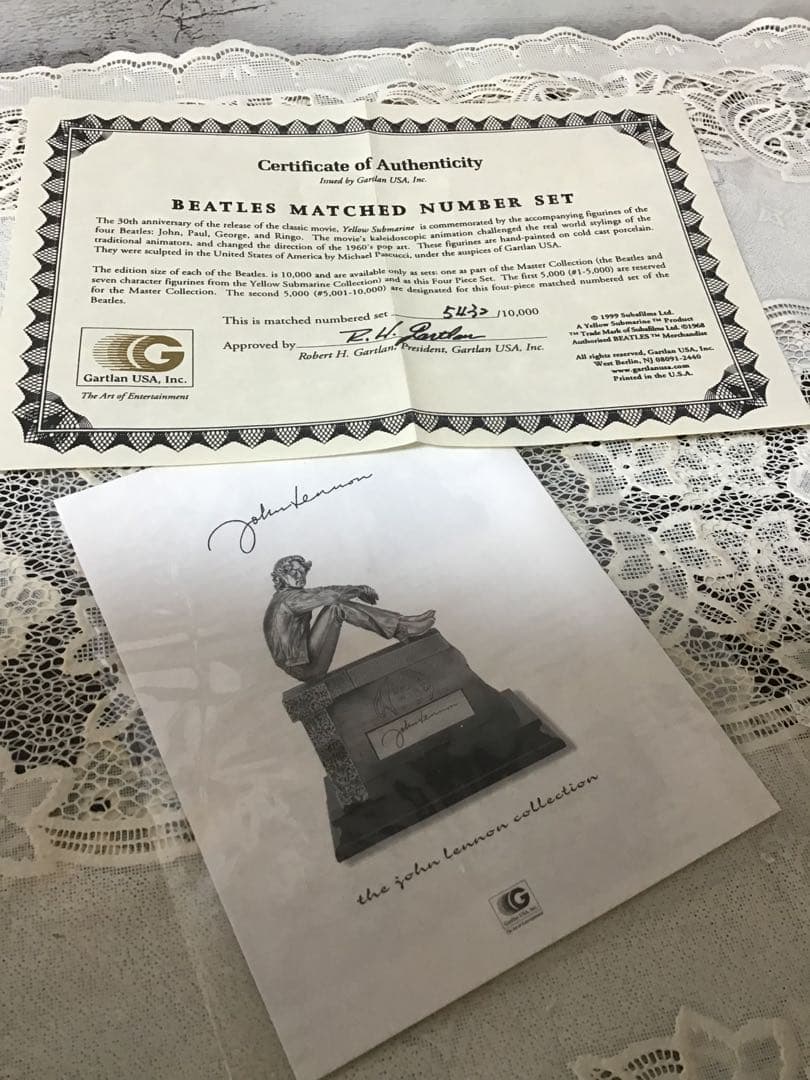 ビートルズ イエローサブマリン Gartlan USA Inc