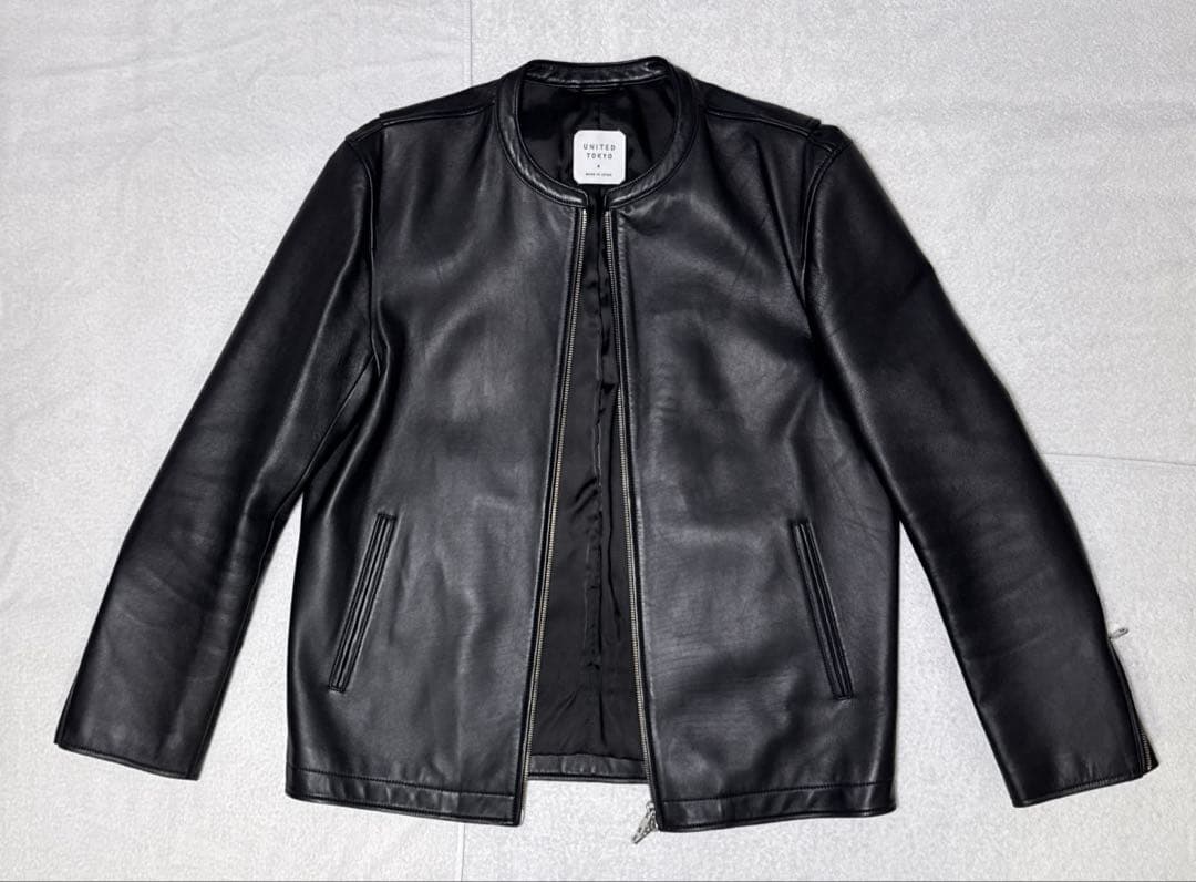 ユナイテッド東京 希少なサイズ4【XL】 ノーカラーシングルライダース