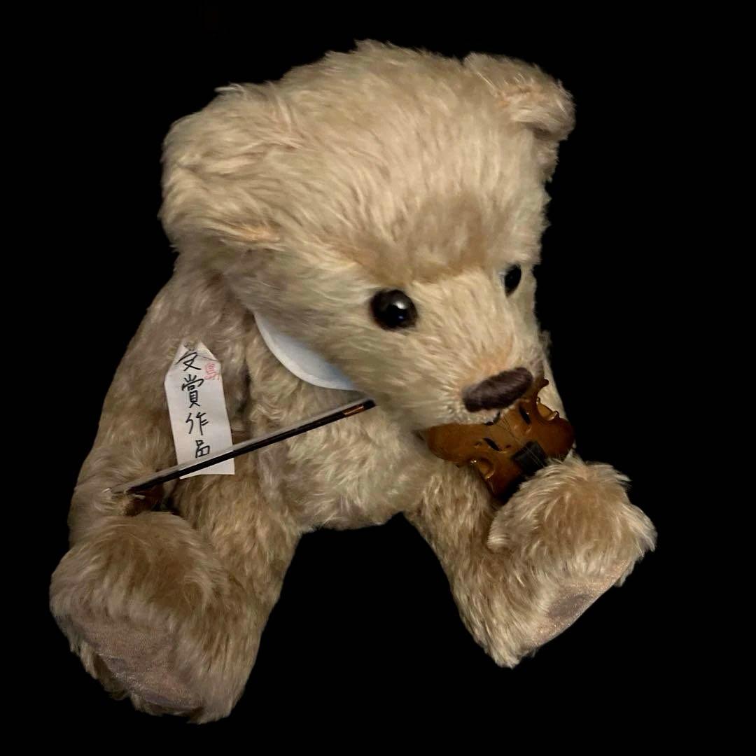テディベア　ぬいぐるみ　作家　日本　コンテスト受賞作　置物