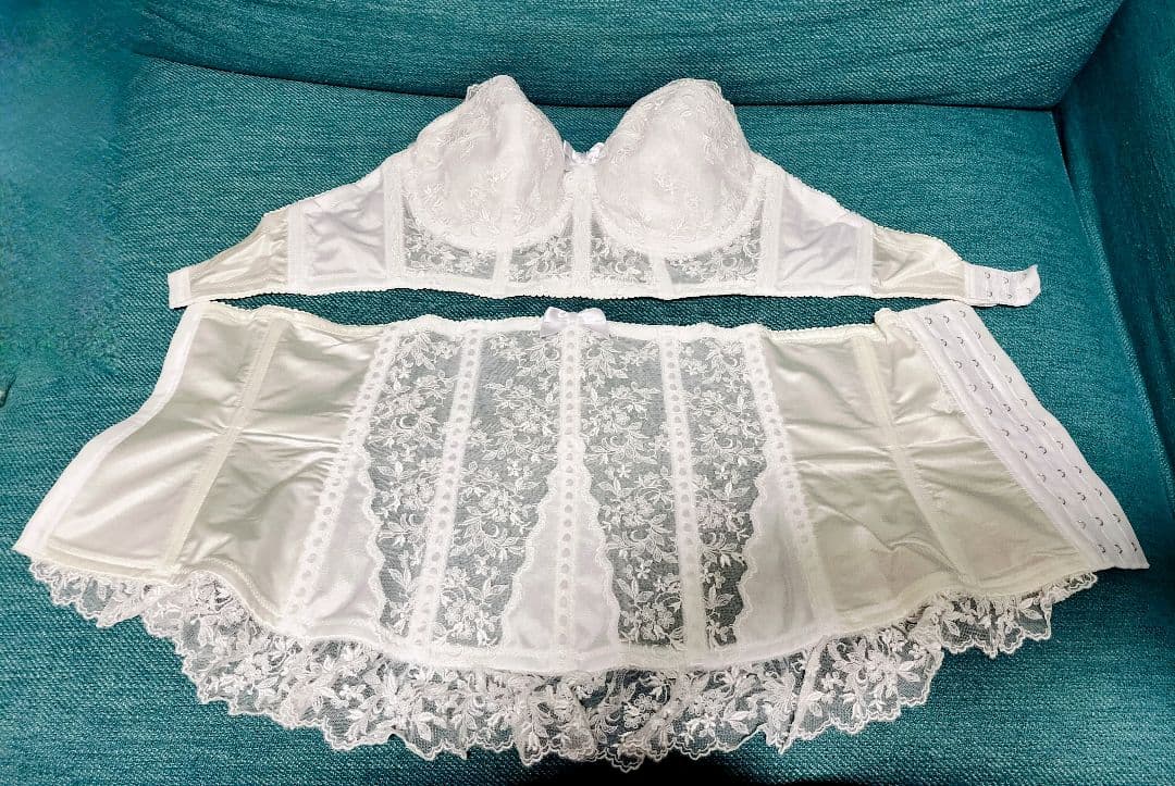 セモア ブライダルインナー D70/64