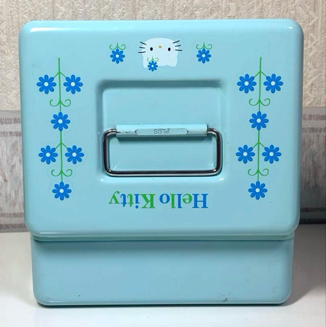 サンリオ⭐︎ハローキティ 手提げ金庫 平成レトロ　廃番品　レア　00年