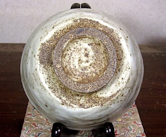 平清水焼　清龍堂 造　銘：残雪　茶碗　無傷　組四方　桐箱　保証。