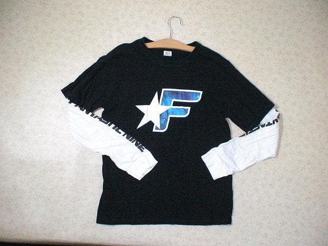 60832 FANTASTIC NINE 重ね着ロンT　黒ｘ白