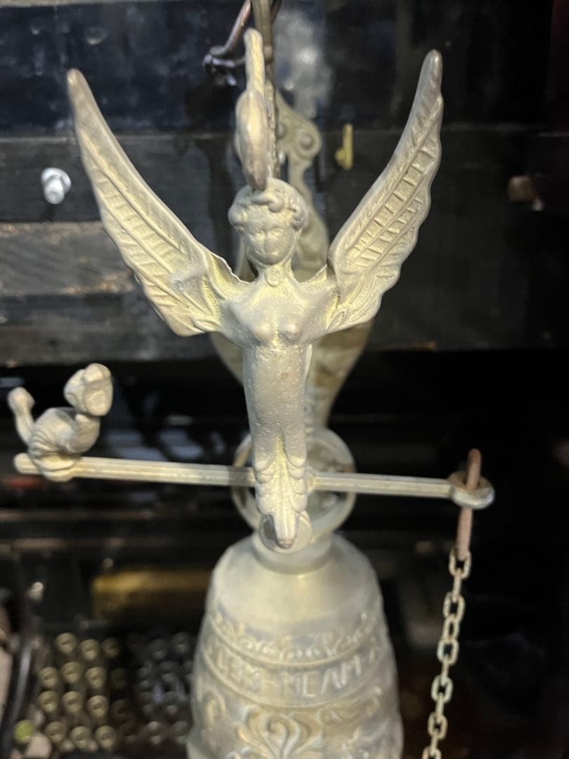 82です アンティーク真鍮製ドアベル、フランス製ドアベル、