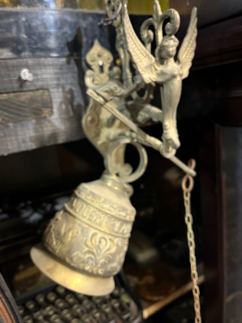 82です アンティーク真鍮製ドアベル、フランス製ドアベル、