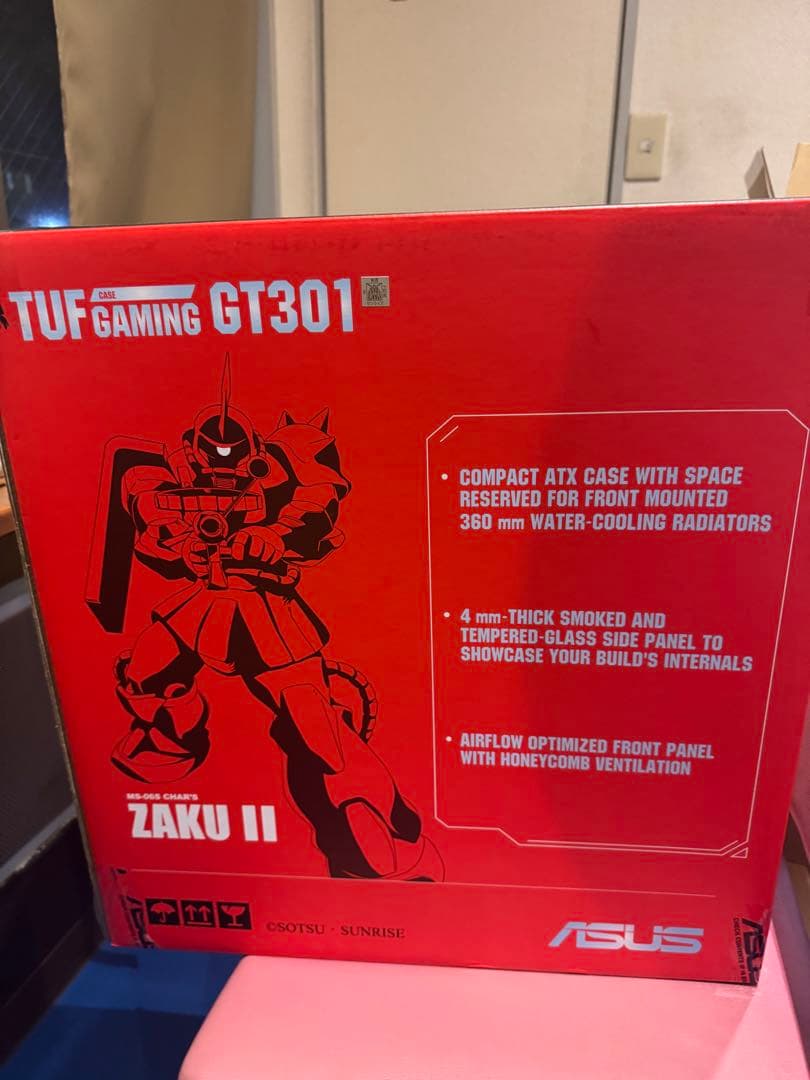 ASUS TUF Gaming GT301 ザクII エディション　PCケース