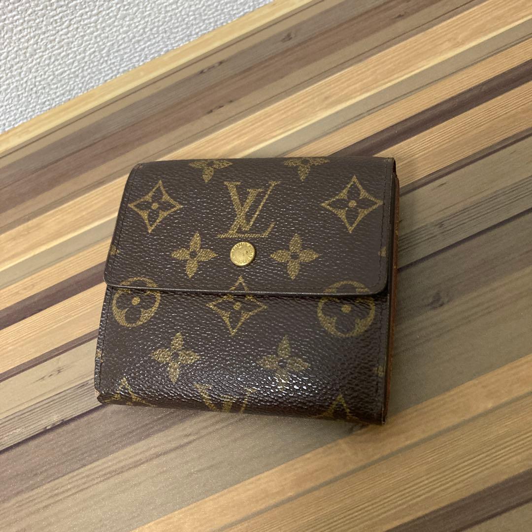 ルイビトン 三つ折り 財布。