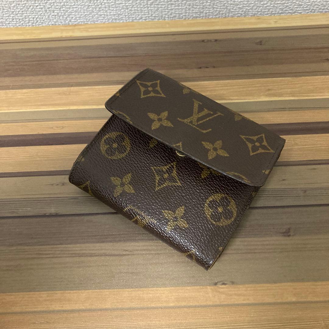 ルイビトン 三つ折り 財布。