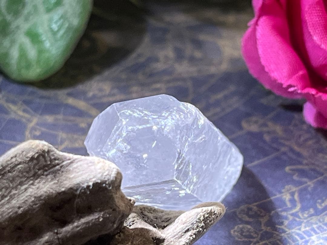 レコードキーパー✨  ブラジル・ミナスジェライス州 水晶　クリスタル　原石