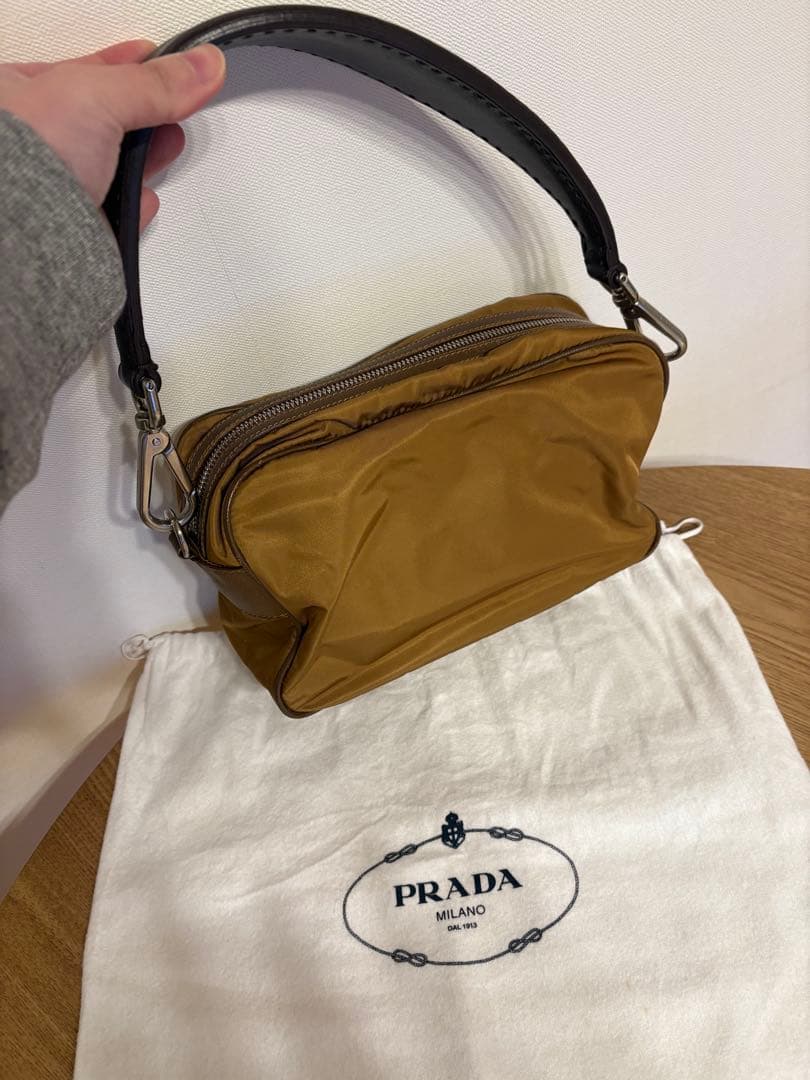 PRADA プラダ ナイロンバッグ