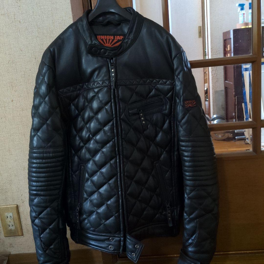 ユニオンジャップシングルライダースダウンジャケットサイズLブラック。