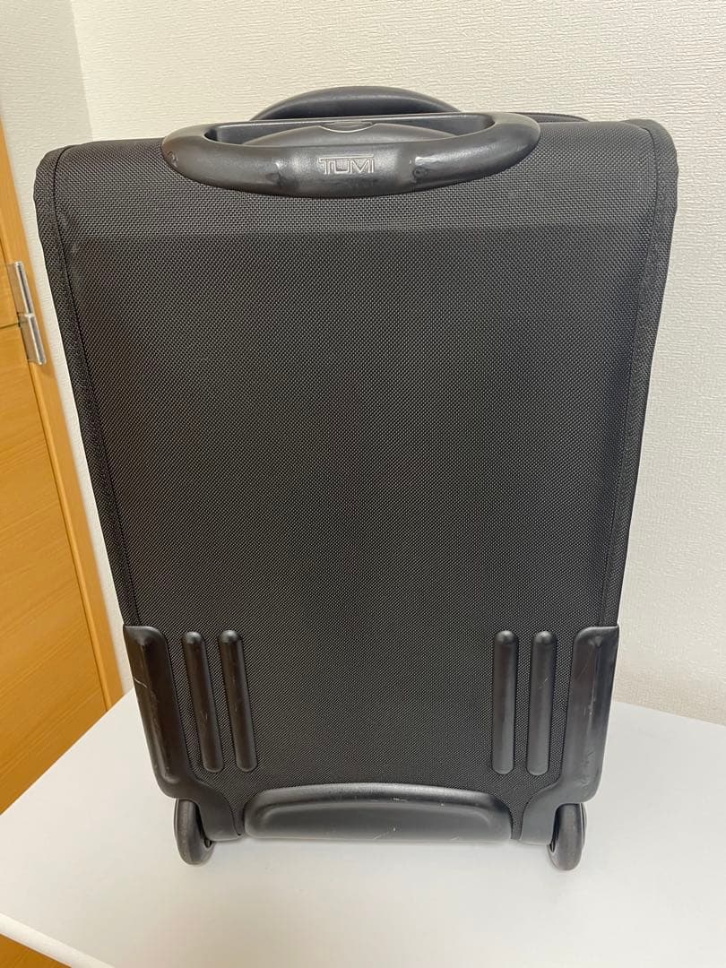 TUMI ブラック キャリーケース　22022D4
