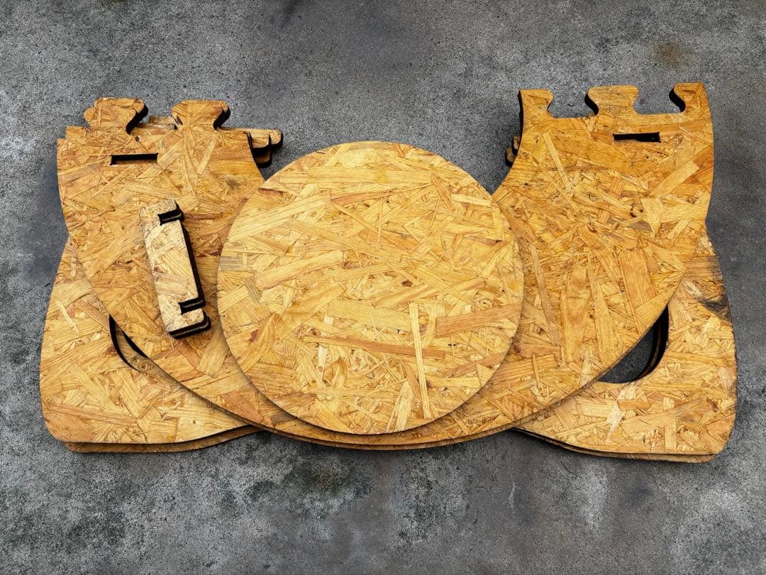 ZERO DAY ゼロデイ　Donuts Table ドーナツテーブル