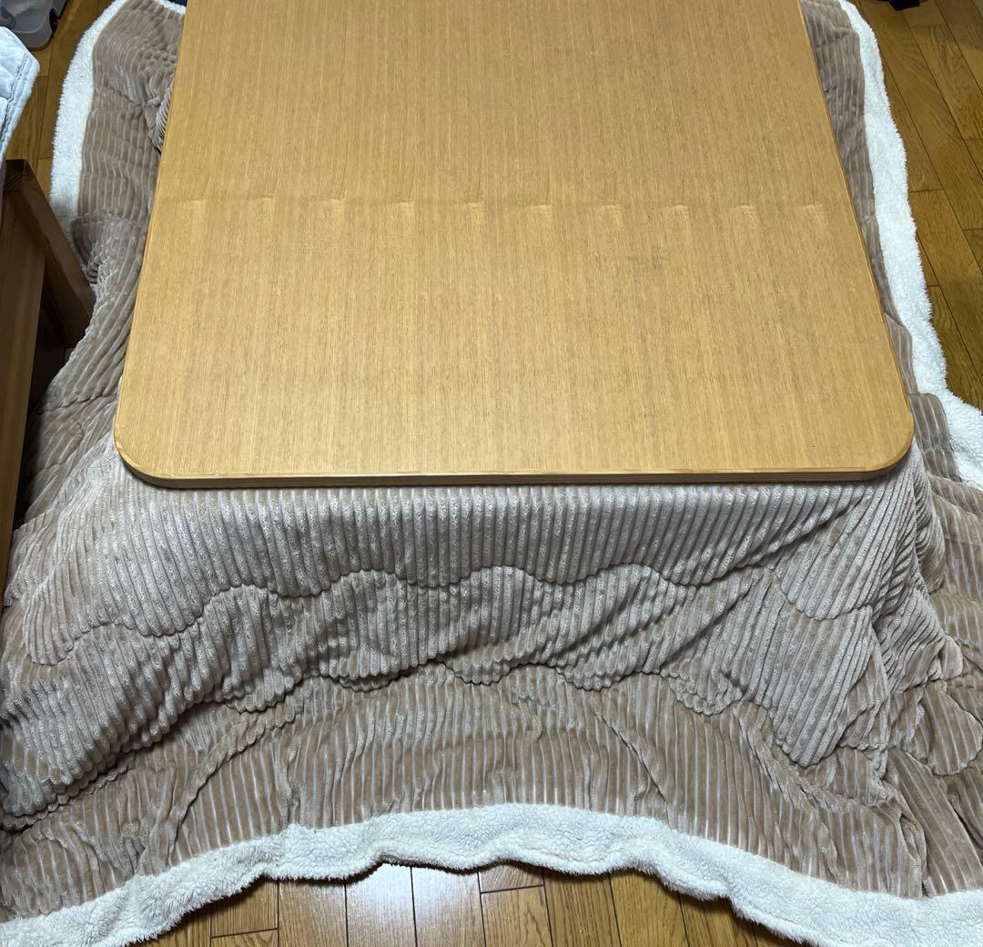 無印良品　こたつテーブル　& ニトリ　こたつ布団