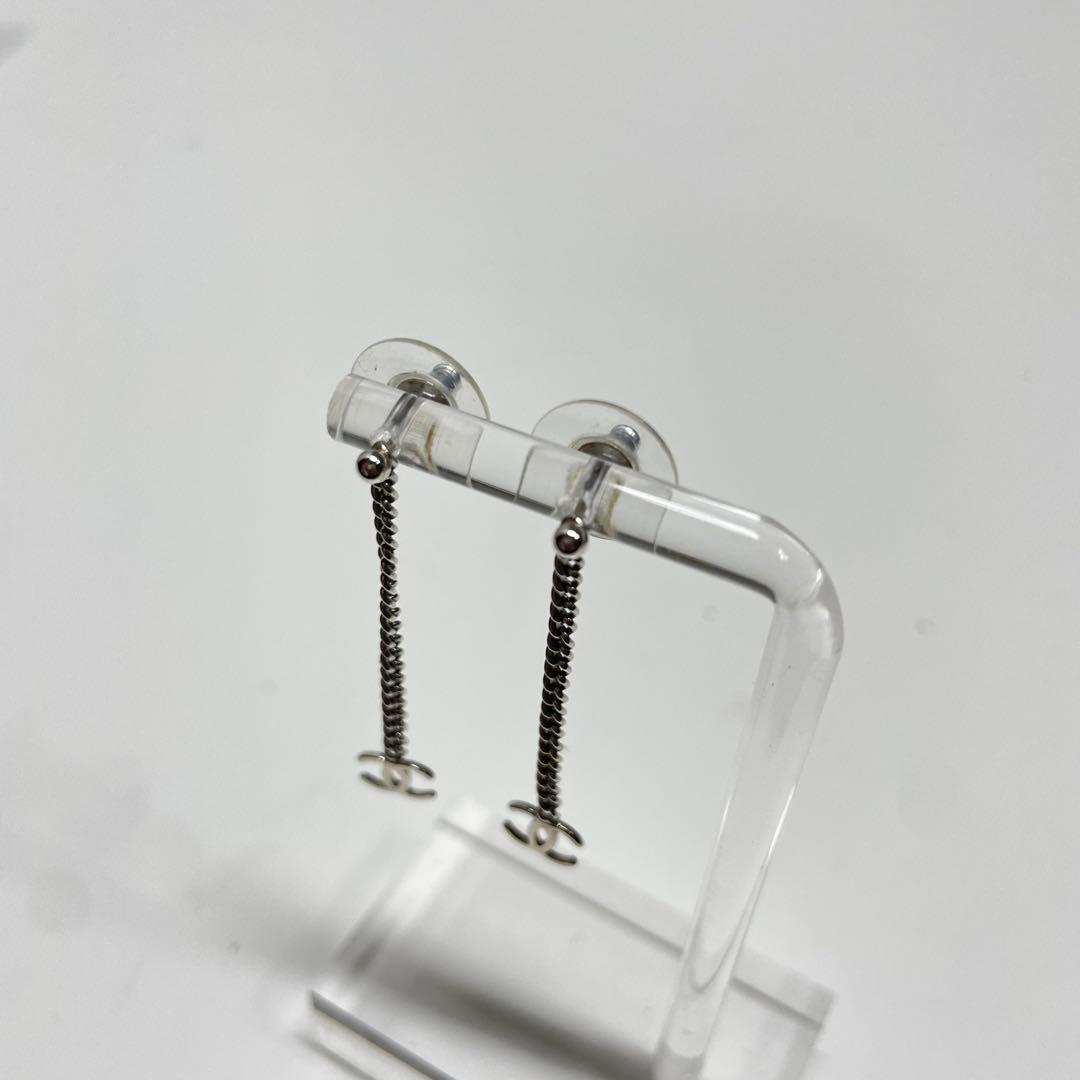 a*a様 CHANEL シルバー チェーンピアス