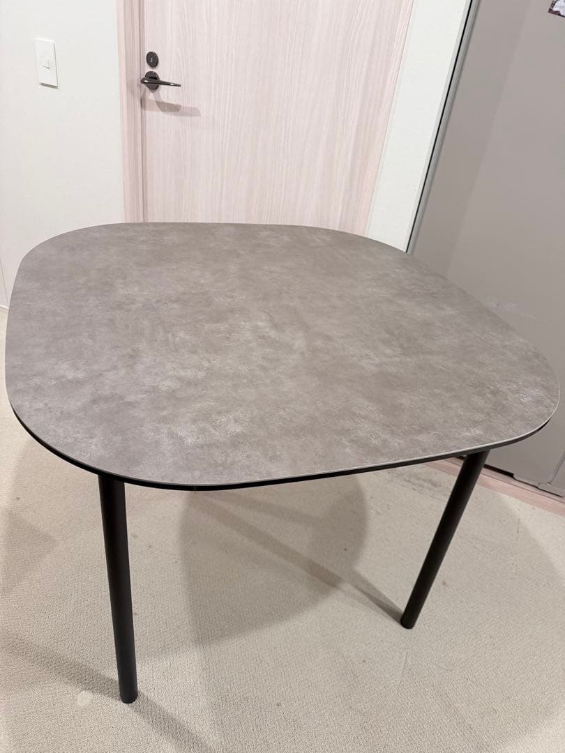 【送料込み】Mode en casa MEWS Table