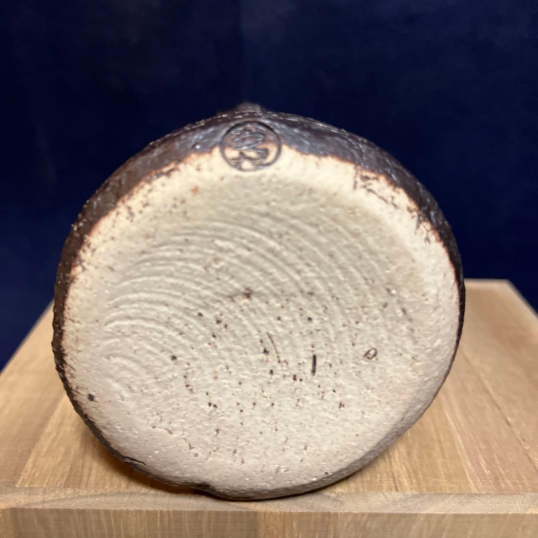 一輪差し／釣鐘形／信楽焼花入／勝己造