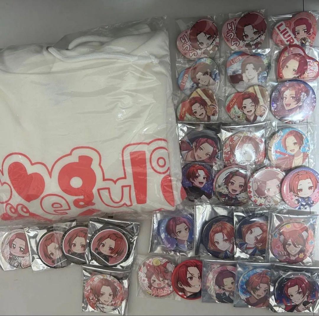 いれいす　りうら　31点セット　パーカー　缶バッジ
