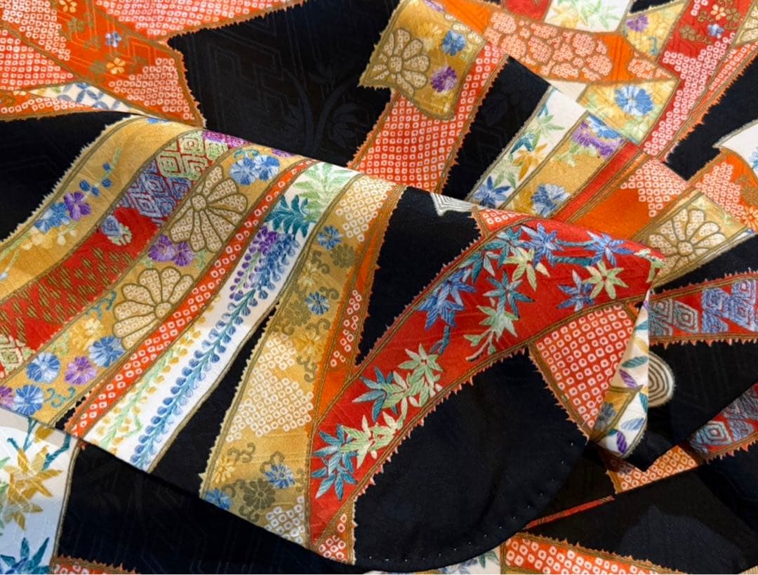 きもの英（はなぶさ）謹製 2尺袖着物 黒地束ね熨斗模様 最高級洗える着物 袴