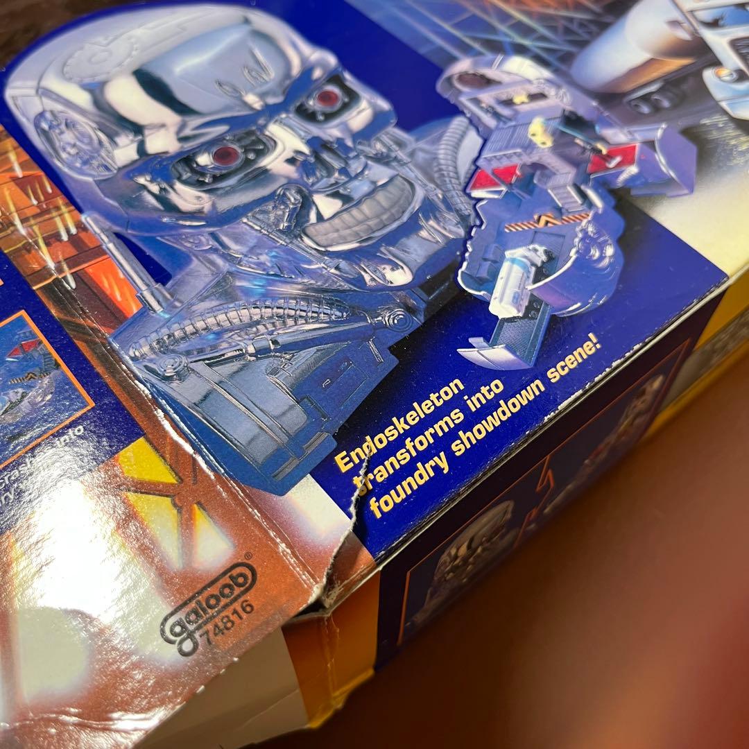 Galoob社 ターミネーター2 トランスフォーミング アクションセット