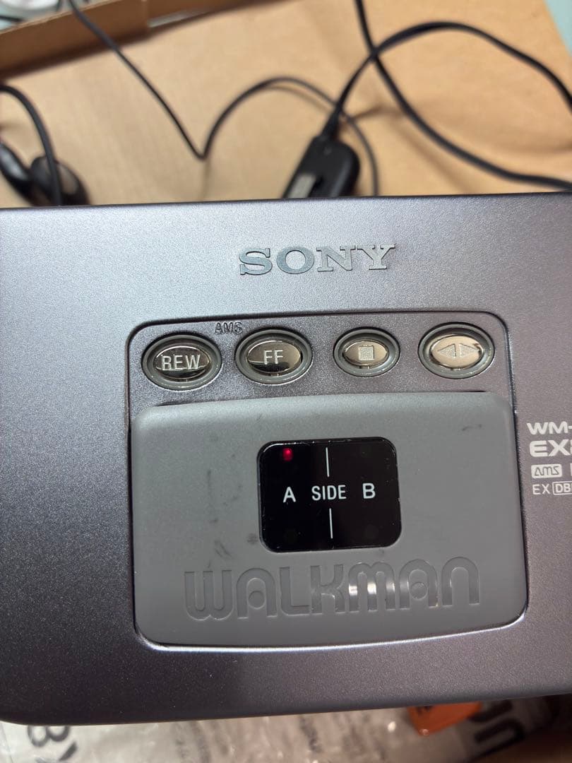 [動作品][美品]SONY WM-EX88 カセットプレーヤー