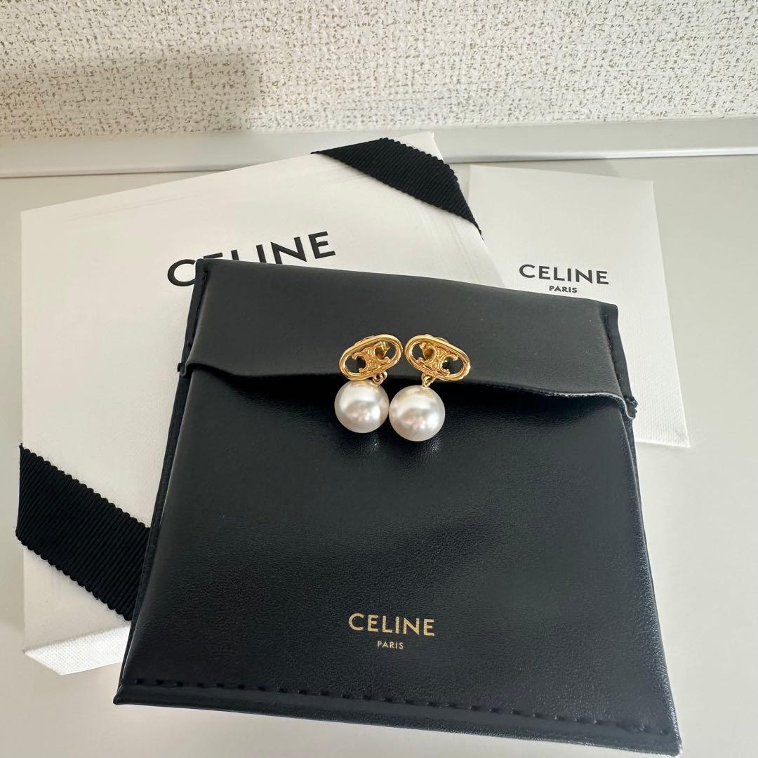 【美品】 CELINE セリーヌ　パール　ピアス　正規品