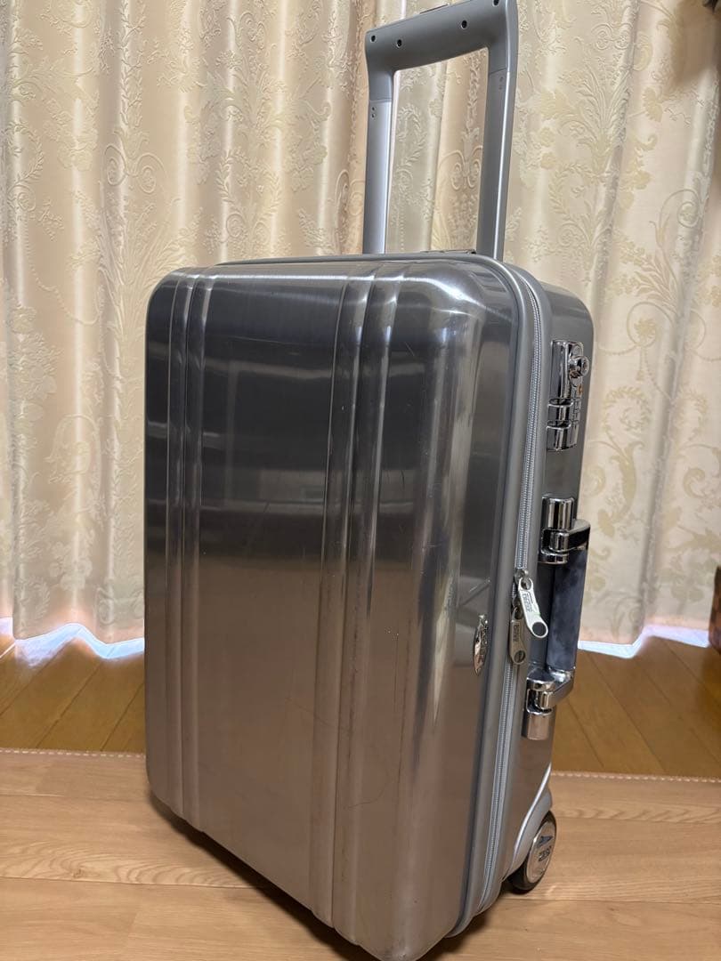 ゼロハリバートン ZERO HALLIBURTON キャリーケース