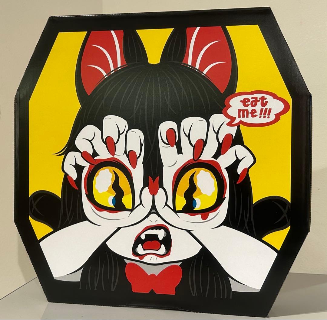 新品 GRAPE BRAIN BEAMSコラボ 戦慄！にぎるちゃん Tシャツ 黒