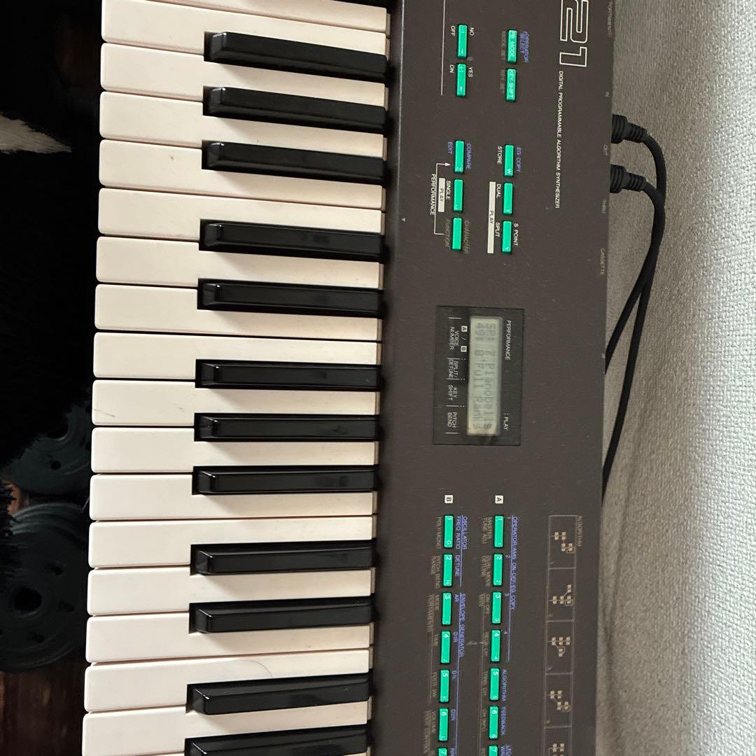 鍵盤楽器 Yamaha DX21
