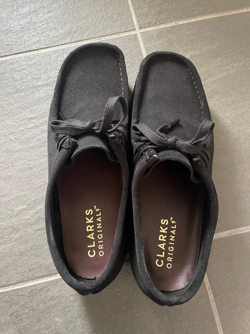 週末限定！2回着用！クラークスオリジナルズ　スエードワラビーシューズ 26.5