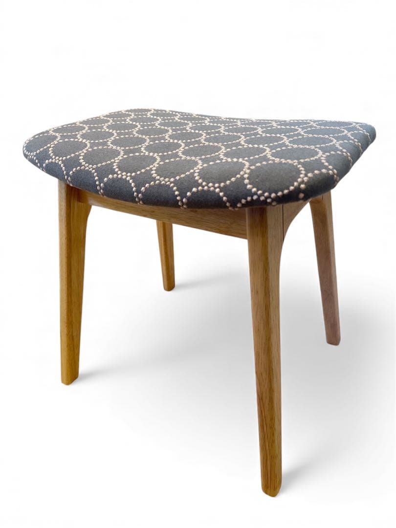 ミナペルホネン生地使用スツール　イス　オットマン チェア　インテリア　家具