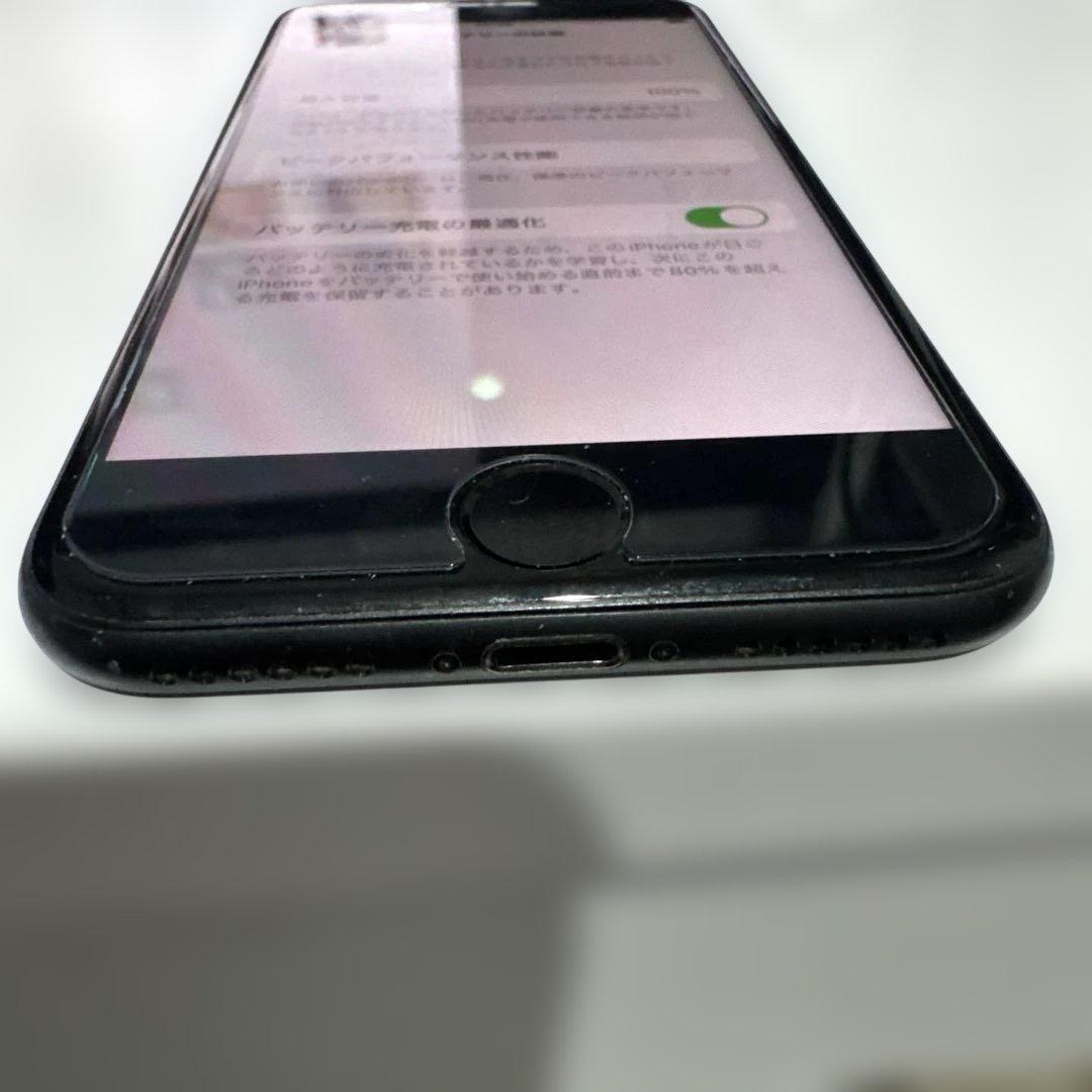 Apple iPhone 7 ブラック１２８GB. 100%